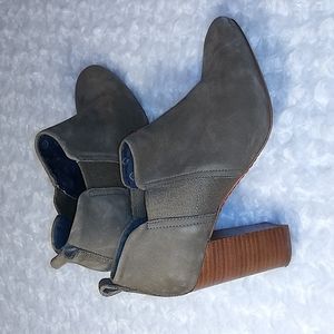 ED suede ankle boots size 8.5